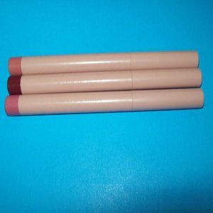 SET OF KKW LIP CRAYONS (KARDASHIAN)